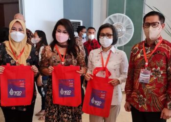 Ketua TP-PKK Boltim Hadiri Ajang Internasional W20 di Likupang