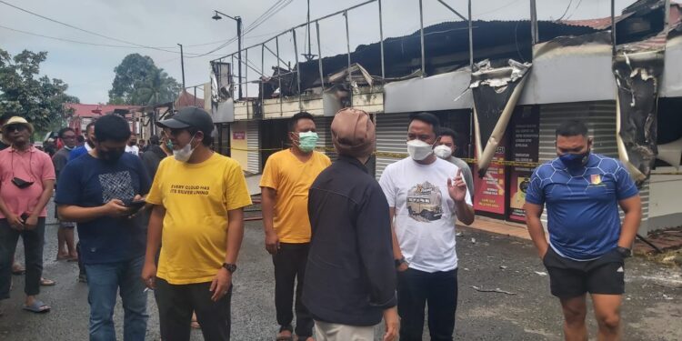 Ini yang Disampaikan Bupati Boltim Saat Tinjau Kebakaran Polres Kotamobagu