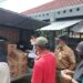 Pemkab Boltim Salurkan 2000 Liter Minyak Goreng di Pasar Ambang Modayag