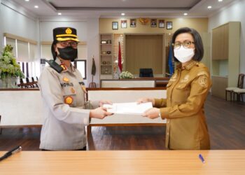 Polres Bolmong Terima Dana Hibah Dari Pemkab Bolmong