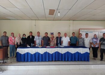 Lewat Mobakid di 15 Kecamatan, Bupati Yasti Dapat Gelar Adat