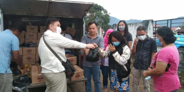 Disperindagkop UKM Gelar Operasi Pasar Murah di Kecamatan Modayag Barat