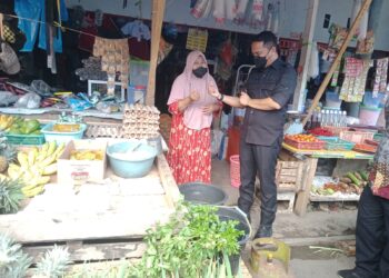 Jemput Bola, Bupati Sachrul Dialog Langsung dengan Pedagang Pasar Kotabunan