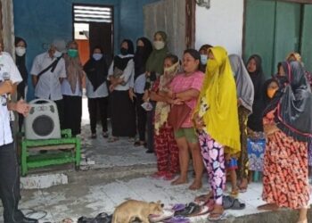 Kerjasama dengan Disperindag Provinsi, Pemkab Boltim Gelar Operasi Pasar Minyak Goreng