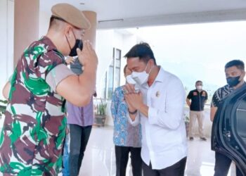 Disambut Bupati, Danyon Armed 19/105 Sambangi Kabupaten Boltim