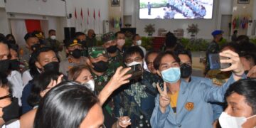 KSAD Kuliahi Mahasiswa PTN dan PTS di Auditorium Unsrat