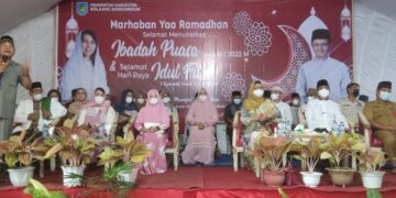 Didampingi Sekda, Yasti Buka Bersama di Desa Nonapan Baru