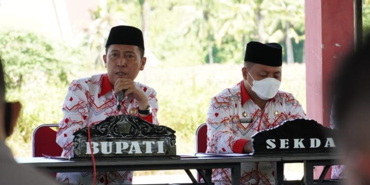 Pimpin Rakor Pelaksanaan Pilsang Tahun 2022, Kamaru: Taati Protokol Kesehatan