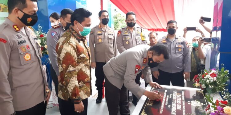 Kapolda Sulut Resmikan Kantor Satpas Polres Tomohon