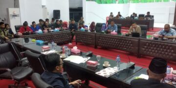 DPRD Kotamobagu, RDP dengan Pemerintah dan Mahasiswa