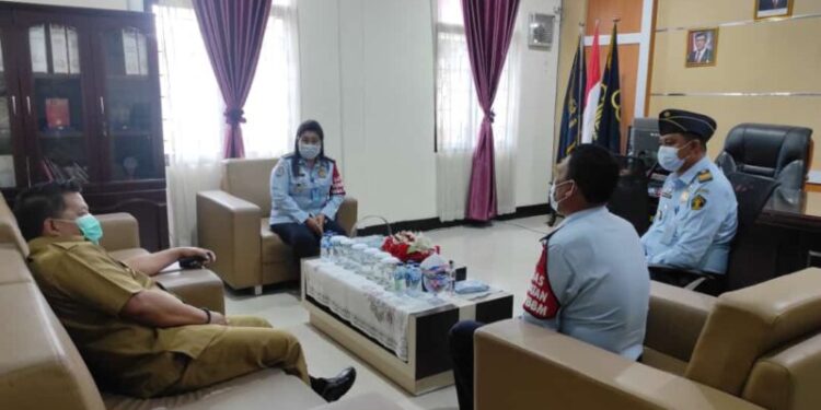 Nayodo Apresiasi Pelayanan Kantor Imigrasi Kotamobagu