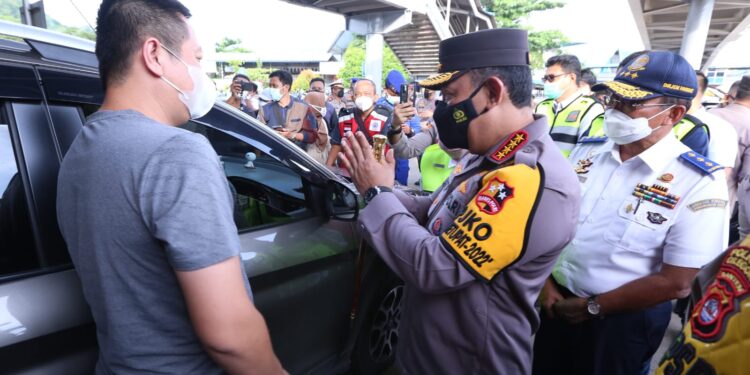 Kapolri Harap Penambahan Kapal dan Dermaga Urai Kepadatan di Pelabuhan Merak