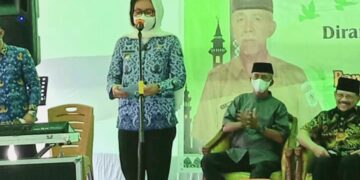 Bupati Yasti Hadiri Halal Bi Halal dan Resmikan Empat Gedung di Desa Lolan