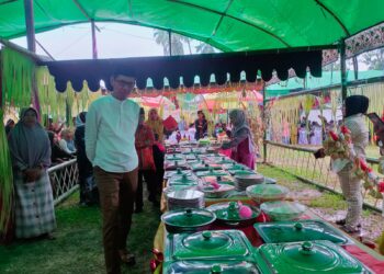 Hadiri Gebyar Ketupat di Milangodaa Utara, Zulkarnain Kamaru: Kearifan Lokal Harus Dilestarikan