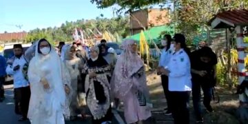 Bupati Bolmong Sholat Idul Fitri di Desa Bangomolunow