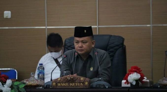 Medy Lensun Sayangkan Ketidakhadiran Wabup dalam Penyerahan LHP BPK RI