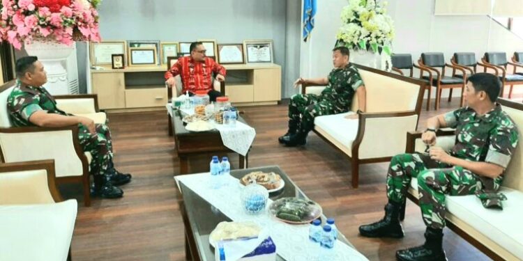 Limi Mokodompit Sambut Kunker Danrem 131/Santiago