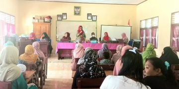 SDN 1 Biontong Bagikan Raport Kenaikan Kelas
