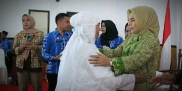 Tunaikan Rukun Islam ke Lima, Tatong Doakan 74 CJH