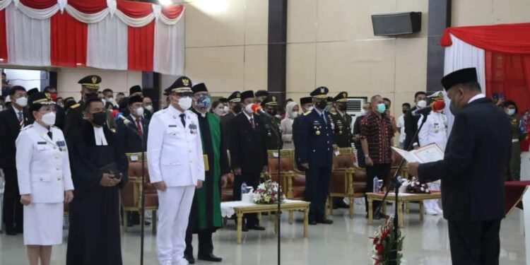 Gubernur Lantik Limi Mokodompit Sebagai Pj Bupati Bolmong