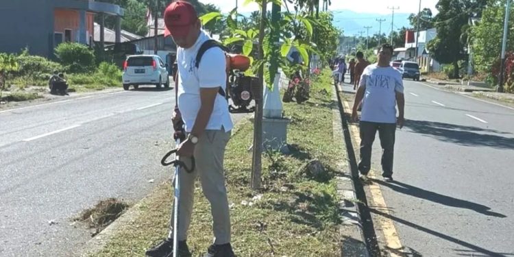 Sekda Pimpin ASN Bolmong Kerja Bakti di Jalur Dua Ibu Kota Lolak