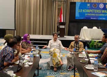 Dulu, Wartawan Tidak Boleh Pakai Celana Panjang di Istana