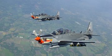 Cara Lanudsri Manado Kenalkan Alutsista Tempur AU Super Tucano ke Dunia Sekolah