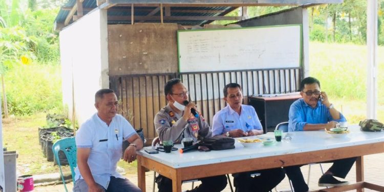 Distan Boltim Gelar Rapat Evaluasi LP2B