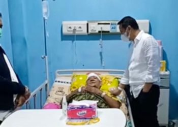 Bupati Boltim Kunjungi Seniman Mongondow yang Kecelakaan Menuju Kabela Fest