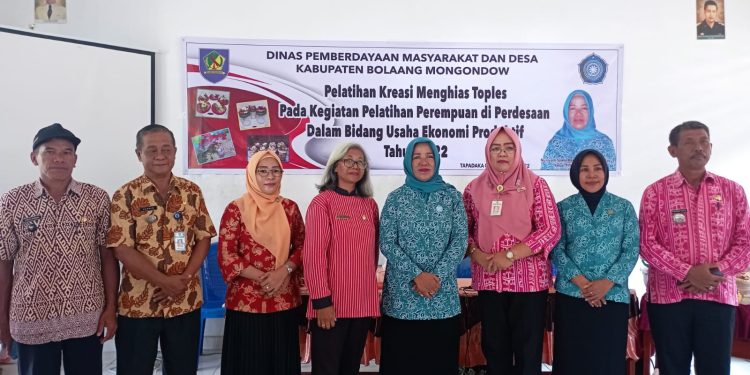 Hadir di Dumoga Tenggara, Ketua TP-PKK Bolmong Dorong Ekonomi Produktif Perdesaan