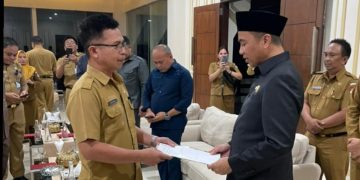 Bupati Boltim Tunjuk Djantra Damopolii Jabat Plt Kadis Perindagkop