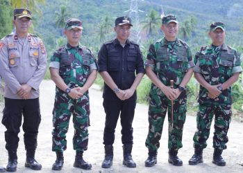 Bupati Boltim dan Danrem 131 Santiago Resmikan Jalan Perkebunan di Desa Motongkad