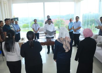 Buntut Viralnya Aksi ‘Goyang Bento’, Bupati Boltim Copot Dua Kepsek