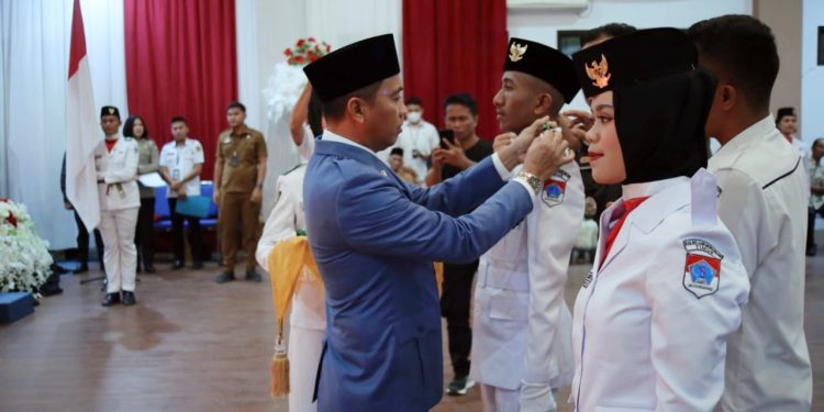 Bupati Sachrul Kukuhkan Paskibraka Boltim 2022