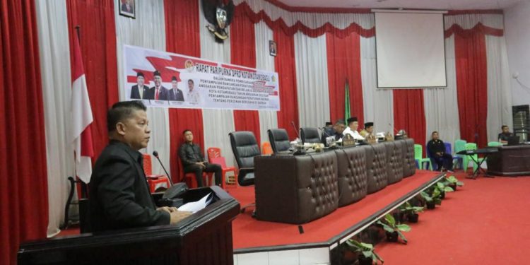 Wawali Hadiri Rapat Paripurna Penyampaian Ranperda APBD Perubahan Tahun Anggaran 2022