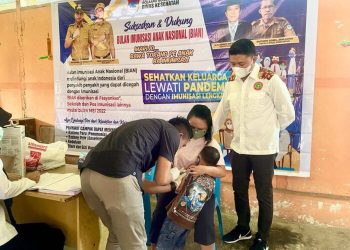 Puskesmas Modayag Barat Berikan Imunisasi bagi Siswa di Sekolah-sekolah