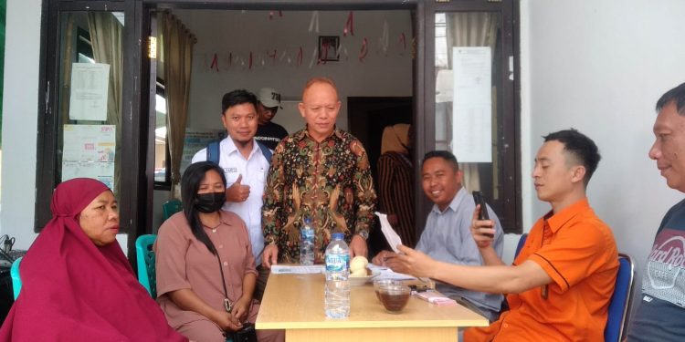 Dinsos Boltim Salurkan BLT BBM di Kecamatan Kotabunan dan Modayag Barat