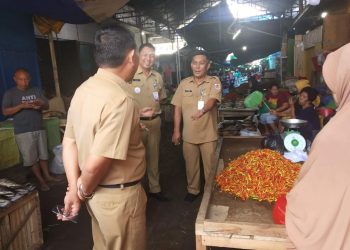 DKP Provinsi Sulut dan Kotamobagu Pantau Langsung Stok dan Harga Pangan di Pasar 23 Maret