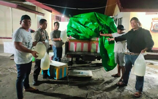 Polisi Gagalkan Peredaran Ribuan Liter Captikus di Jalan Trans Sulawesi, Tanjung Mariri Poigar