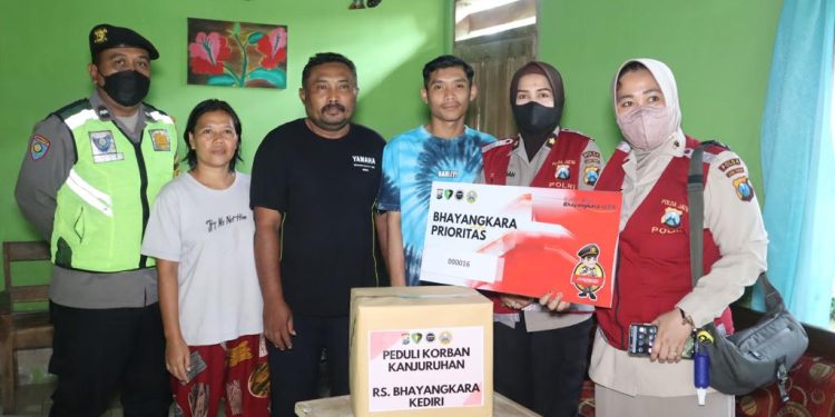 Biddokes Polda Jatim Gelar Self Healing Trauma Untuk Korban Kanjuruhan di Blitar-JawaTimur