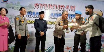 Bupati Sahcrul Hadiri Perayaan HUT Polres Boltim Ke-3