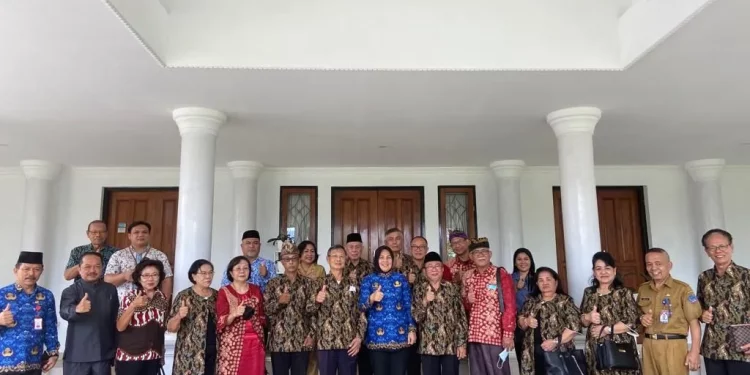 Tatong Bara Terima Kunjungan Kerja BKSAUA Sulut