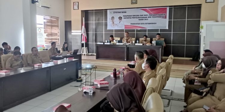 Sekda Kotamobagu Pimpin Rapat Rencana dan Hasil Penilaian Mandiri Maturitas SPIP