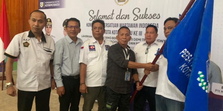 Junaidi Amra Nahkodai PWI Kotamobagu Periode 202 – 2025