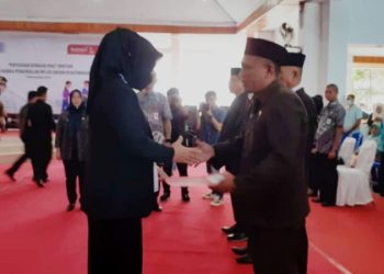 Tatong Bara Lantik Sejumlah Pejabat Struktural Pemerintah Kota Kotamobagu