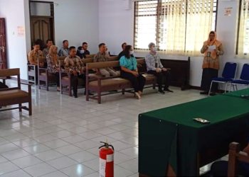 Agenda Rutin, Personil Damkar Gelar Pelatihan Penanganan Kebakaran