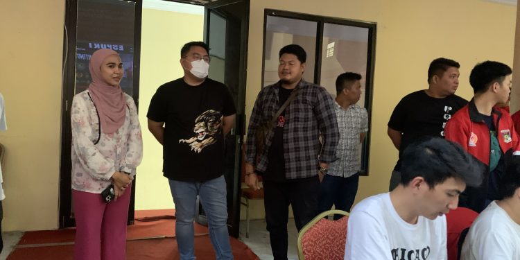 Didampingi Mitha Mokodompit, Rio Dondokambey Pantau Cabor Esport