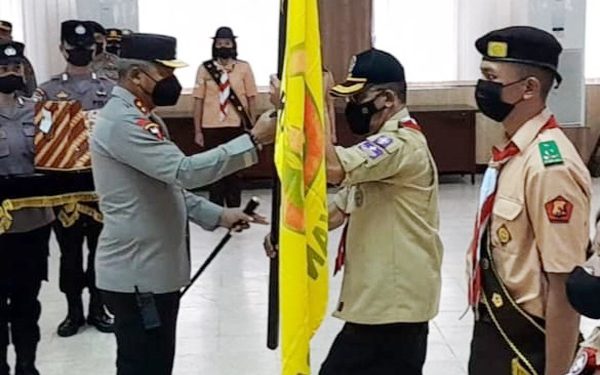 Kapolda Sulut Lepas Kontingen Pramuka Saka Bhayangkara Ikuti Pertikaranas di Palembang