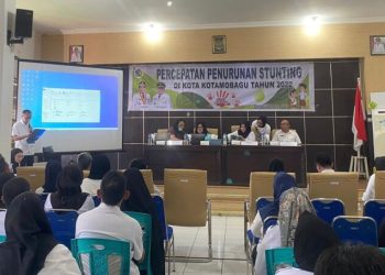 Rafiqah Bora Buka Kegiatan FGD Penyusunan RAT Percepatan Penurunan Stunting