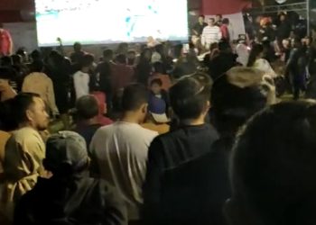 Dihadiri Bupati Limi Mokodompit, Nobar di Kecamatan Lolak Meriah